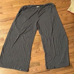 Wide leg, comfy pants